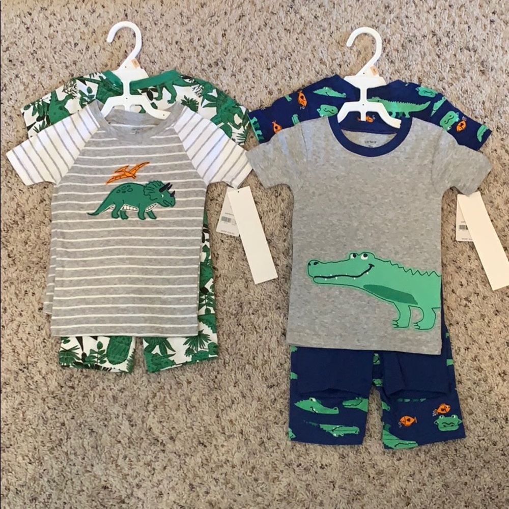 Carter’s boys 2T shorts pajamas, set of 4.